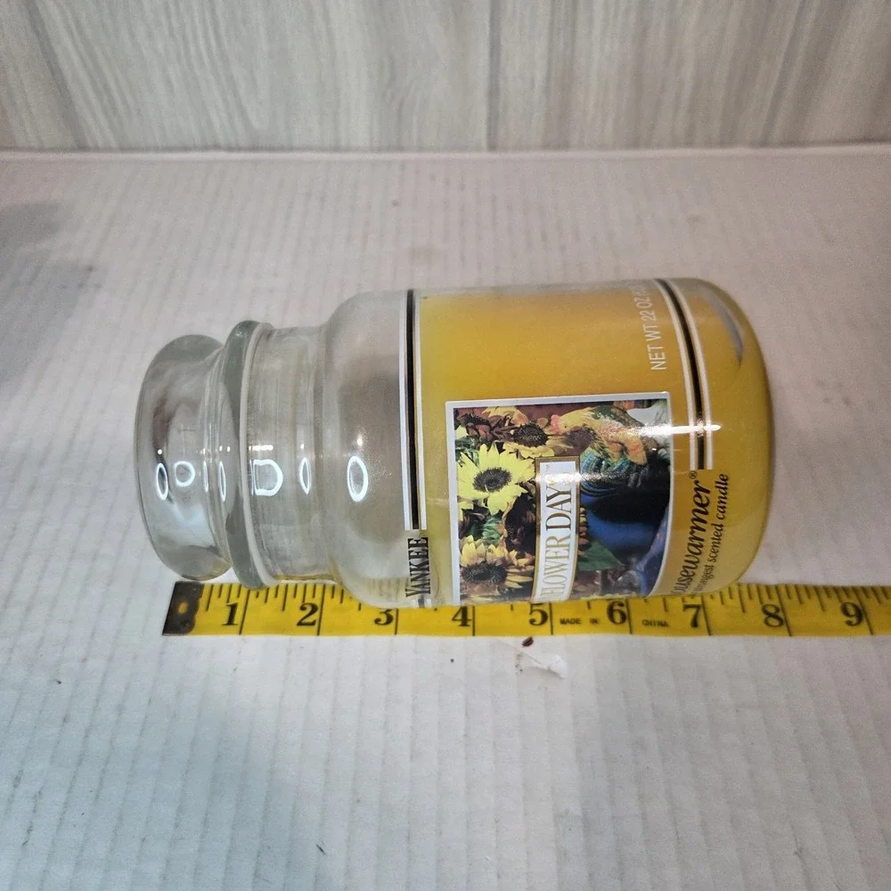 Retired Yankee Candle 